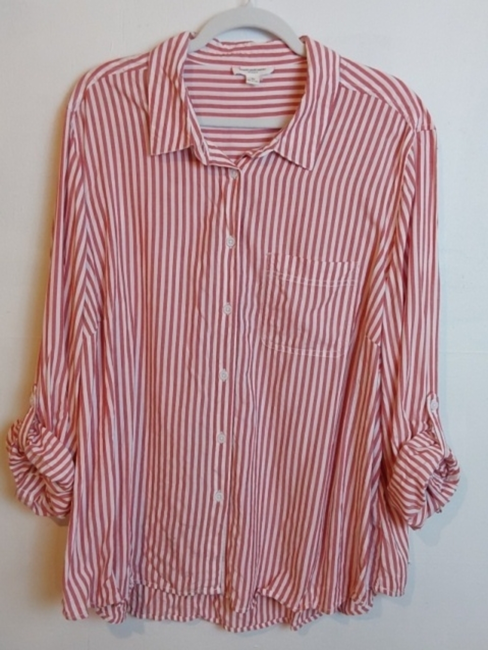Beach Lunch Lounge|Striped Button-Down Top in Pink and White Pocket 3X